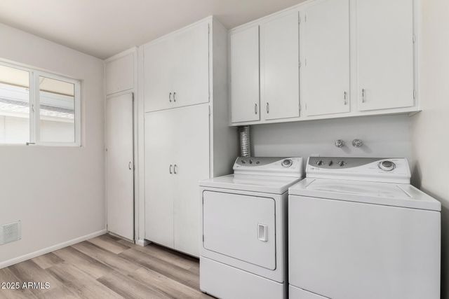 10816 W VENTURI Drive, Sun City, AZ 85351