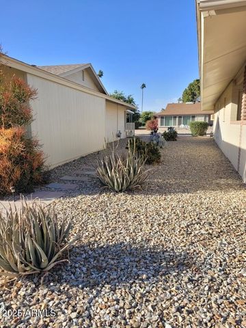 10816 W VENTURI Drive, Sun City, AZ 85351