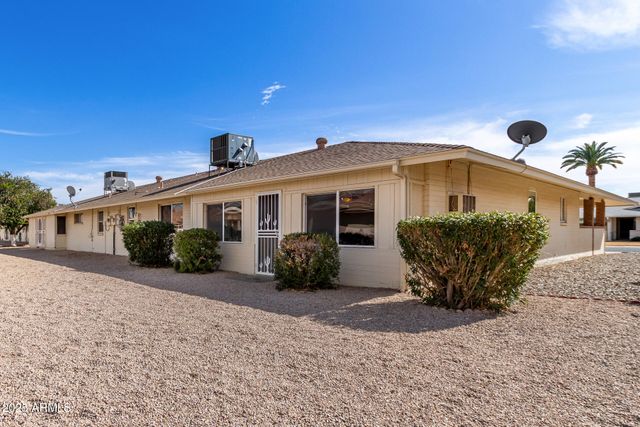 10816 W VENTURI Drive, Sun City, AZ 85351