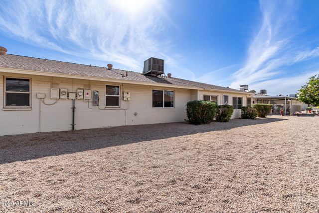 10816 W VENTURI Drive, Sun City, AZ 85351