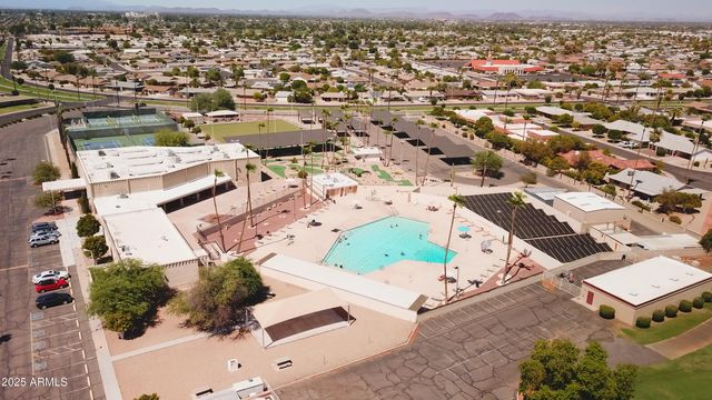 10816 W VENTURI Drive, Sun City, AZ 85351