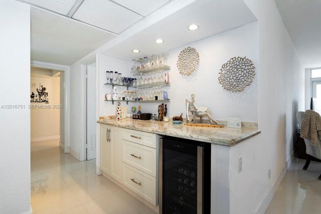 19370 Collins Ave 626, Sunny Isles Beach, FL 33160