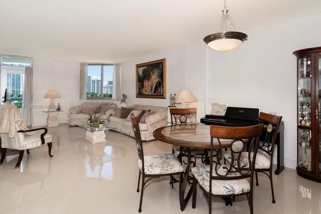 19370 Collins Ave 626, Sunny Isles Beach, FL 33160