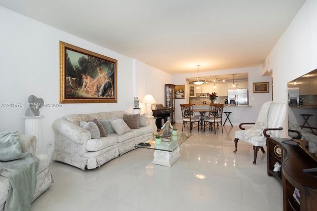 19370 Collins Ave 626, Sunny Isles Beach, FL 33160