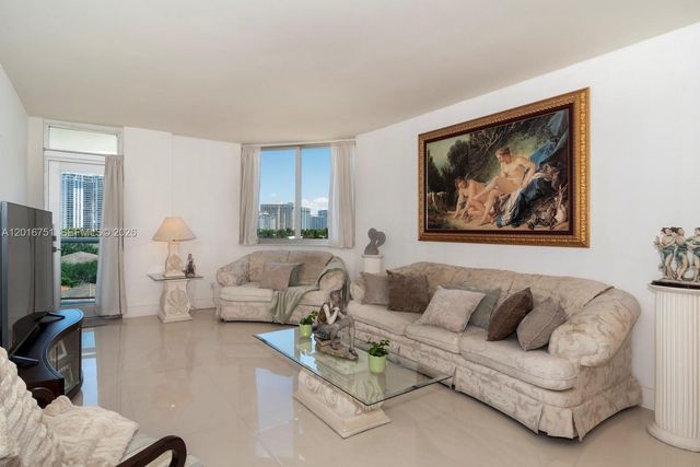 19370 Collins Ave 626, Sunny Isles Beach, FL 33160