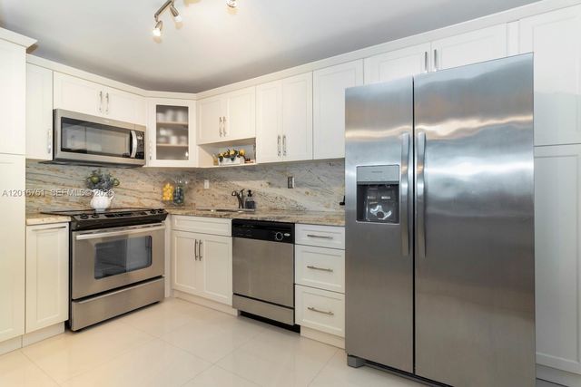 19370 Collins Ave 626, Sunny Isles Beach, FL 33160