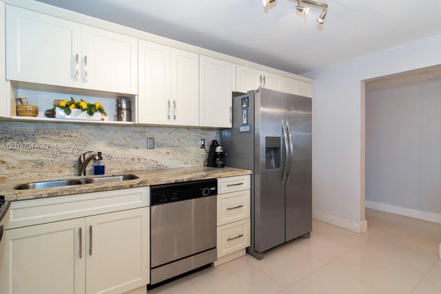 19370 Collins Ave 626, Sunny Isles Beach, FL 33160