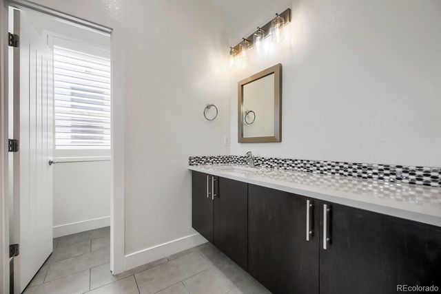 5053 Valentia Street 101, Denver, CO 80238