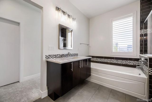 5053 Valentia Street 101, Denver, CO 80238