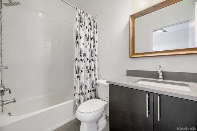 5053 Valentia Street 101, Denver, CO 80238