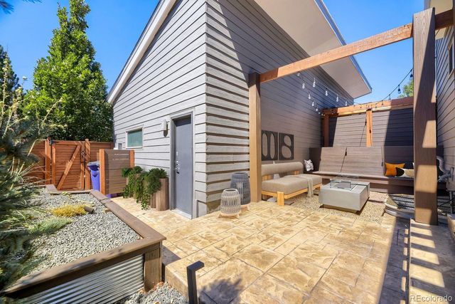 5053 Valentia Street 101, Denver, CO 80238
