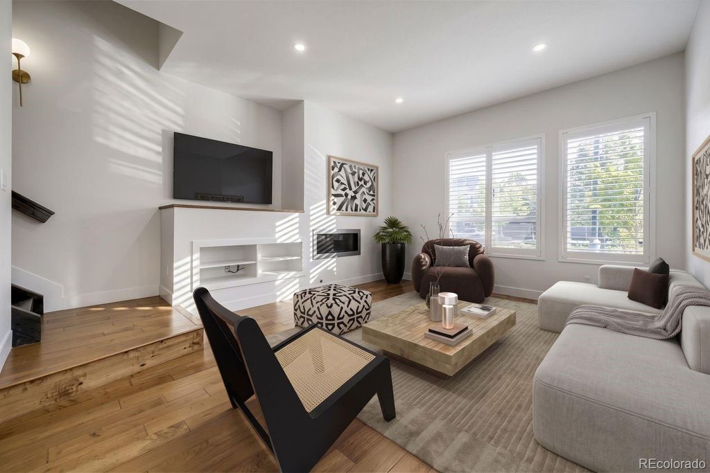 5053 Valentia Street 101, Denver, CO 80238