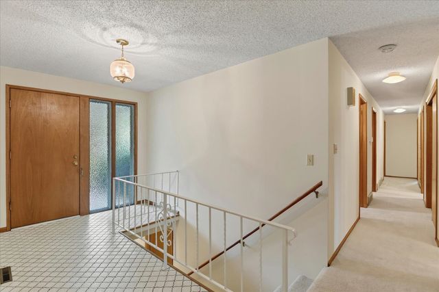 204 W 33rd Ave, Spokane, WA 99203