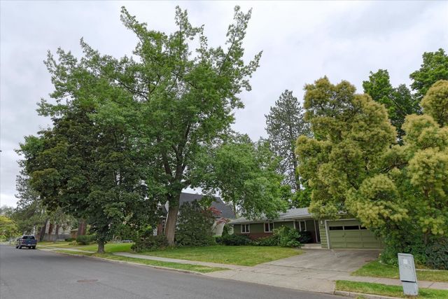 204 W 33rd Ave, Spokane, WA 99203
