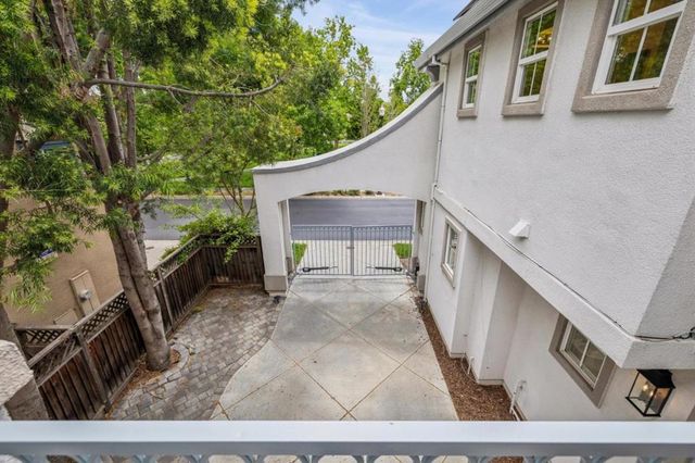 529 Plum Blossom Lane, Campbell, CA 95008