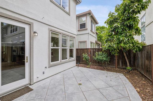529 Plum Blossom Lane, Campbell, CA 95008