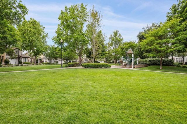 529 Plum Blossom Lane, Campbell, CA 95008