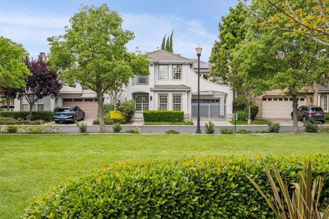 529 Plum Blossom Lane, Campbell, CA 95008