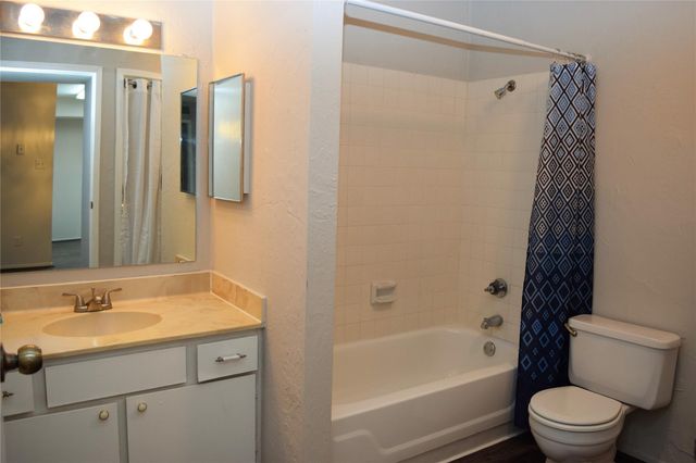 18511 Egret Bay Boulevard 505, Webster, TX 77058