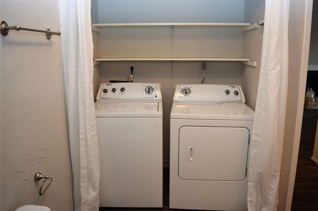 18511 Egret Bay Boulevard 505, Webster, TX 77058