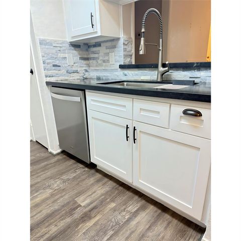 18511 Egret Bay Boulevard 505, Webster, TX 77058