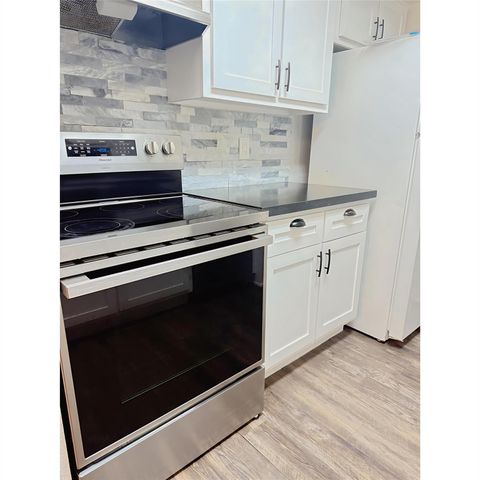 18511 Egret Bay Boulevard 505, Webster, TX 77058