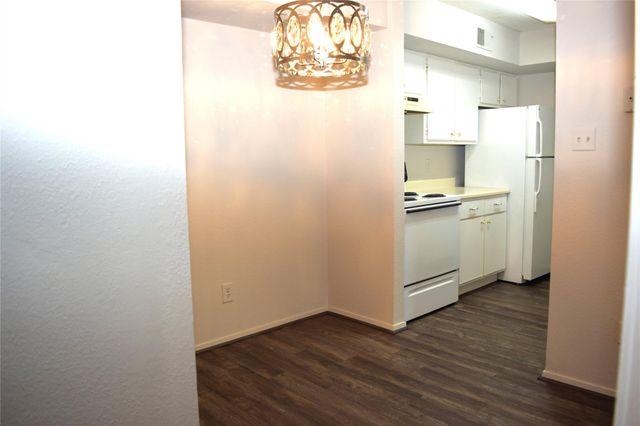 18511 Egret Bay Boulevard 505, Webster, TX 77058