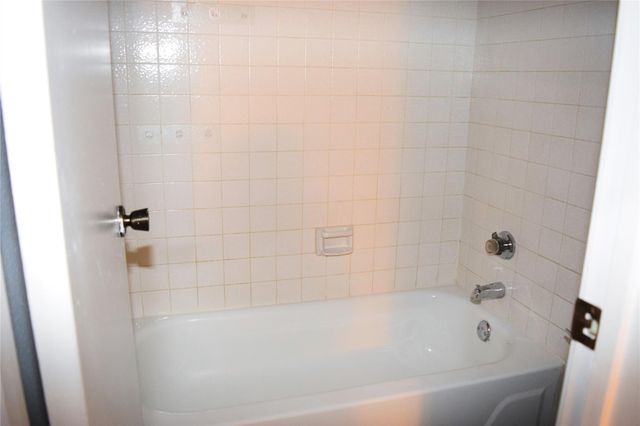 18511 Egret Bay Boulevard 505, Webster, TX 77058