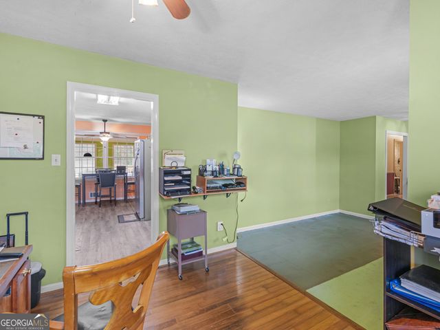 329 Pine Street, Barnesville, GA 30204