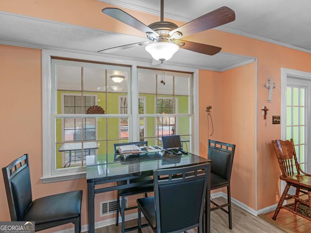 329 Pine Street, Barnesville, GA 30204