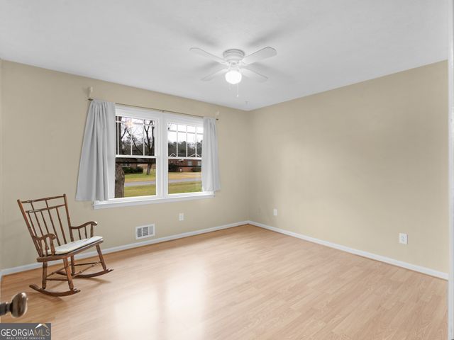 329 Pine Street, Barnesville, GA 30204