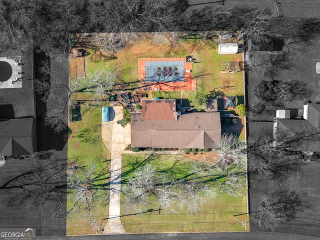 329 Pine Street, Barnesville, GA 30204