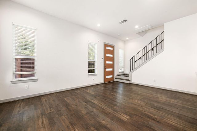 725 N Emile Street, Houston, TX 77020