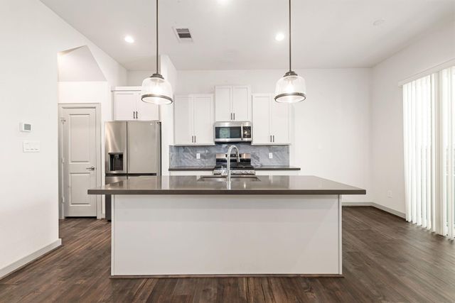 725 N Emile Street, Houston, TX 77020