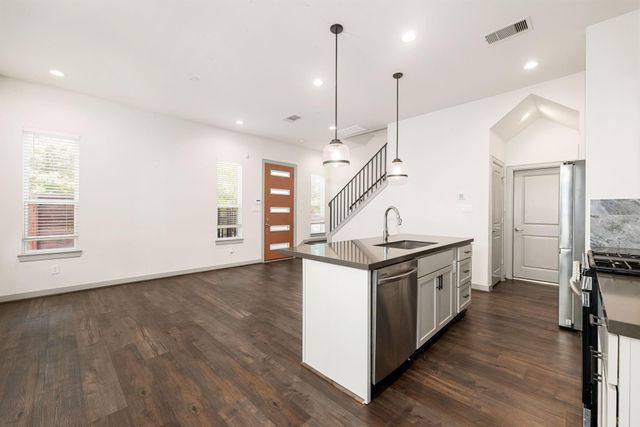 725 N Emile Street, Houston, TX 77020