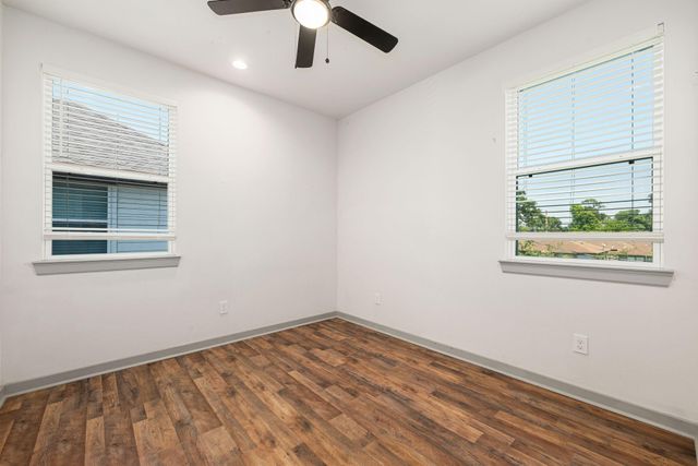 725 N Emile Street, Houston, TX 77020