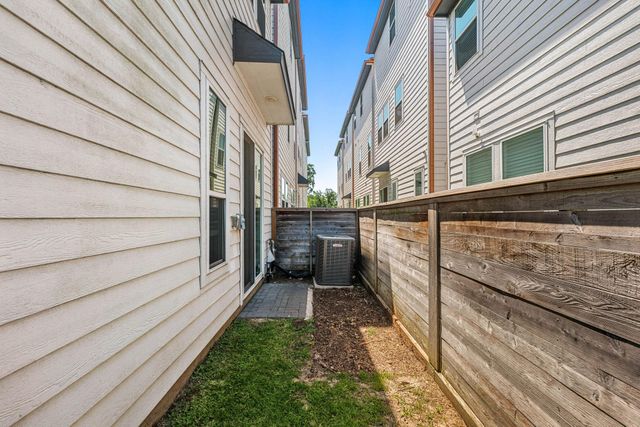 725 N Emile Street, Houston, TX 77020