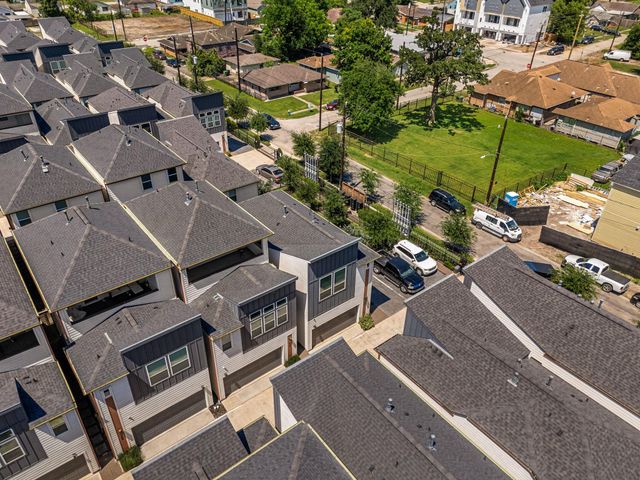 725 N Emile Street, Houston, TX 77020