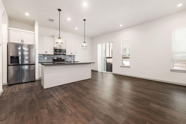 725 N Emile Street, Houston, TX 77020