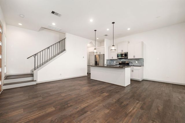 725 N Emile Street, Houston, TX 77020