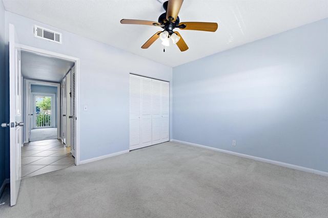 120 Lehane Terrace 202, North Palm Beach, FL 33408