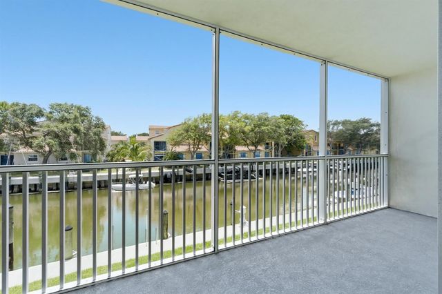 120 Lehane Terrace 202, North Palm Beach, FL 33408