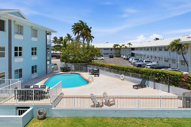 120 Lehane Terrace 202, North Palm Beach, FL 33408