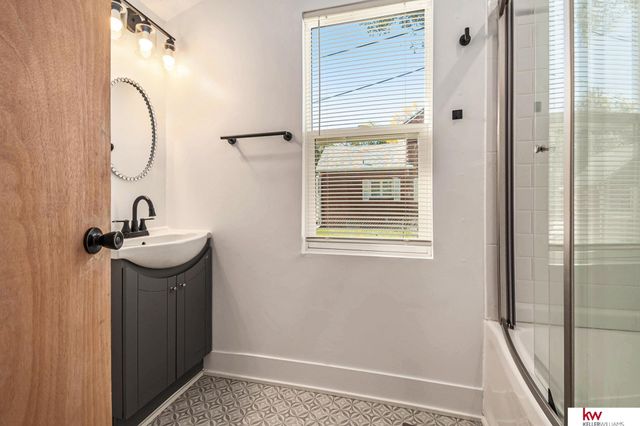 419 E 10 Street, Fremont, NE 68025