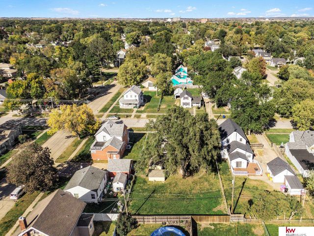 419 E 10 Street, Fremont, NE 68025