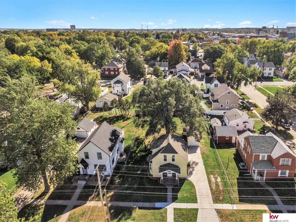 419 E 10 Street, Fremont, NE 68025