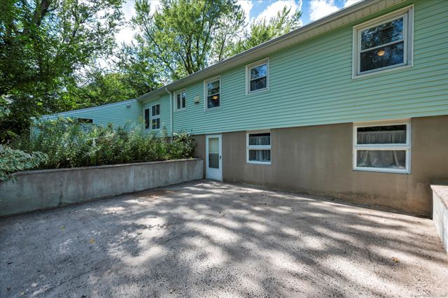 270 South Elm Street, Wallingford, CT 06492