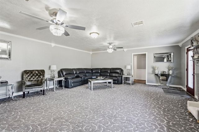 25916 Fm 2100 Road, Huffman, TX 77336