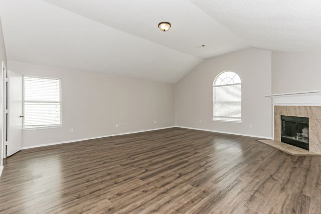 8959 Rushing River Drive, Fort Worth, TX 76118