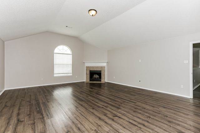 8959 Rushing River Drive, Fort Worth, TX 76118